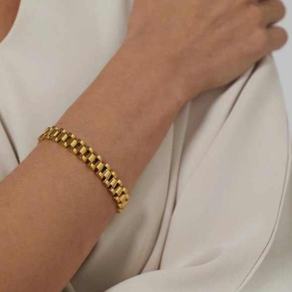 NEW 18K Gold Plated Chain Link Bracelet - Picture 3 of 8